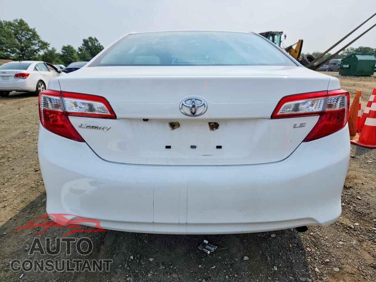TOYOTA CAMRY 2014 - 4T4BF1FK5ER383473