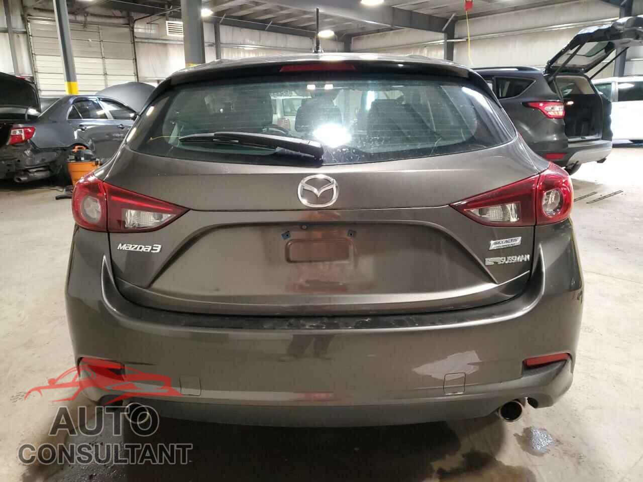 MAZDA 3 2017 - 3MZBN1L71HM123319