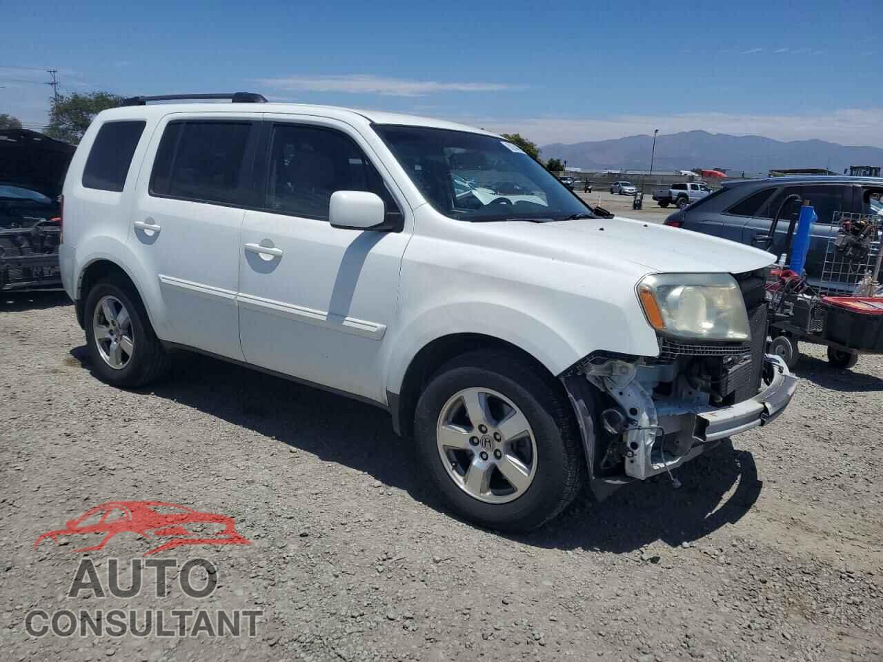 HONDA PILOT 2011 - 5FNYF3H45BB049323