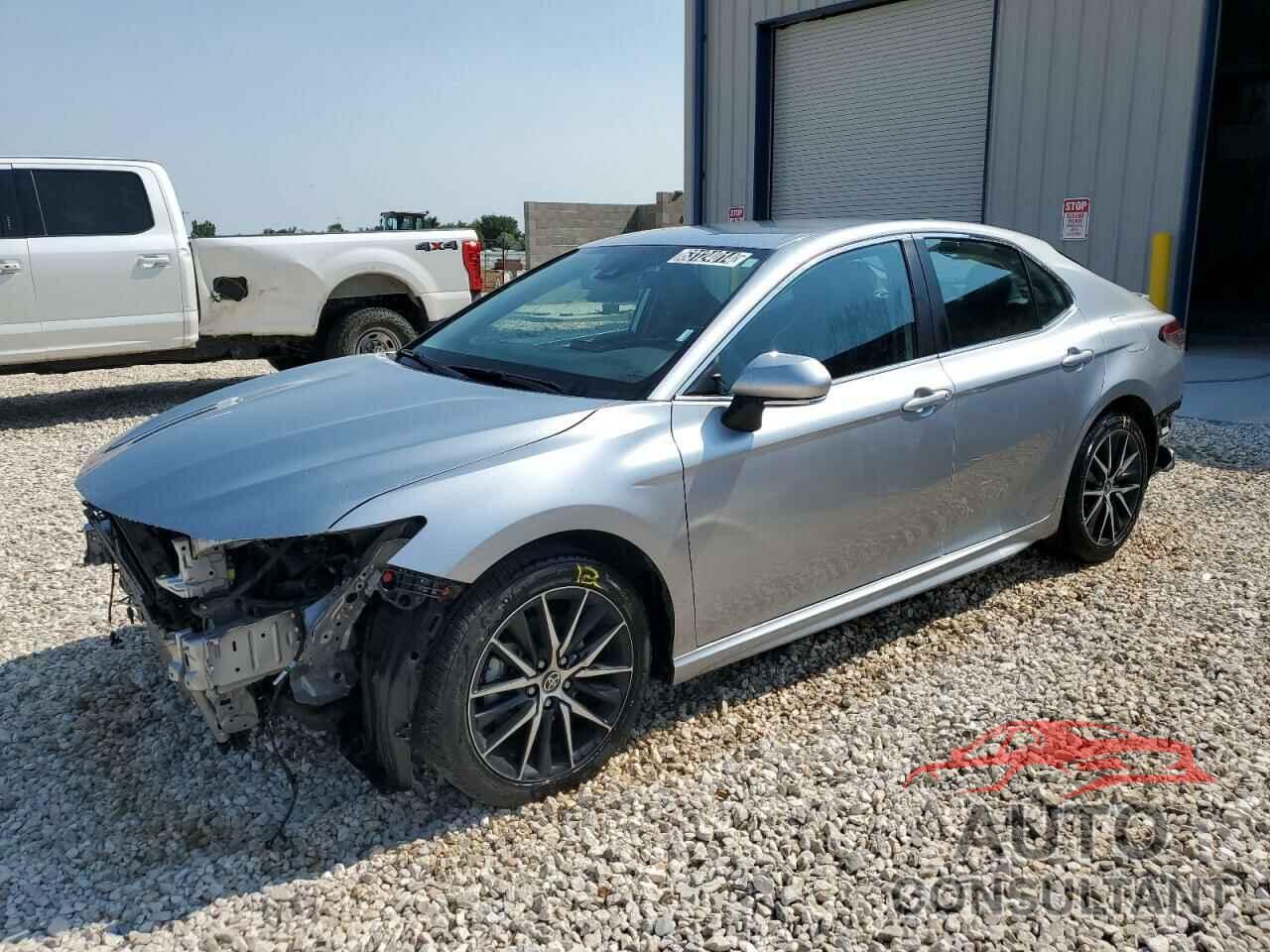 TOYOTA CAMRY 2022 - 4T1G11AKXNU712920
