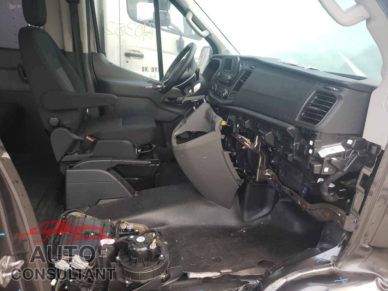 FORD TRANSIT CO 2020 - 1FTBR1D87LKB05809