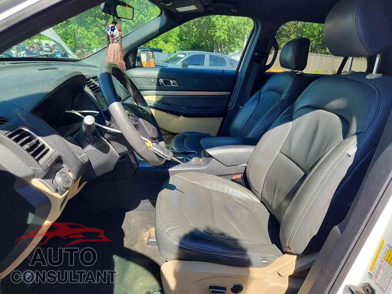 FORD EXPLORER 2017 - 1FM5K8B85HGD49459