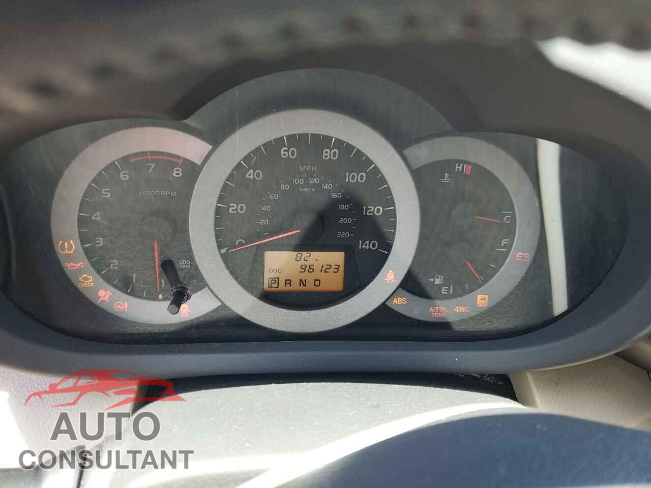 TOYOTA RAV4 2011 - 2T3DF4DV7BW171176