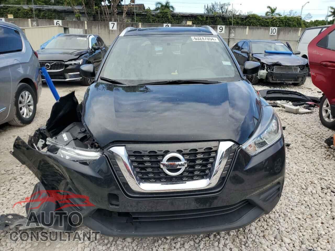NISSAN KICKS 2019 - 3N1CP5CU3KL560754