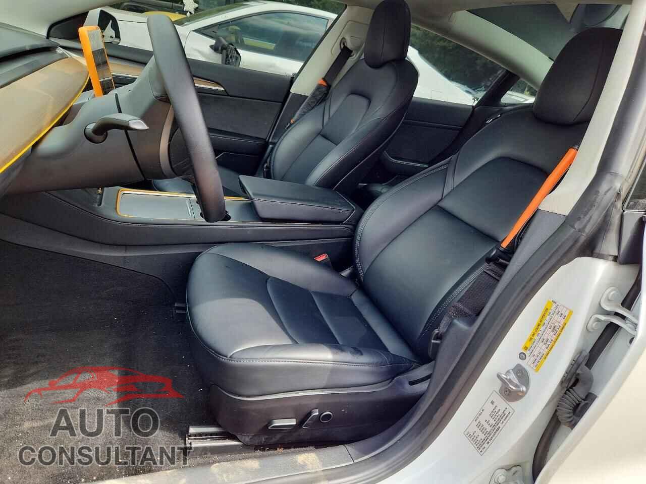 TESLA MODEL 3 2023 - 5YJ3E1EA2PF403866