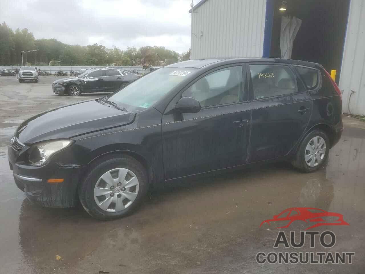 HYUNDAI ELANTRA 2011 - KMHDB8AE2BU096127
