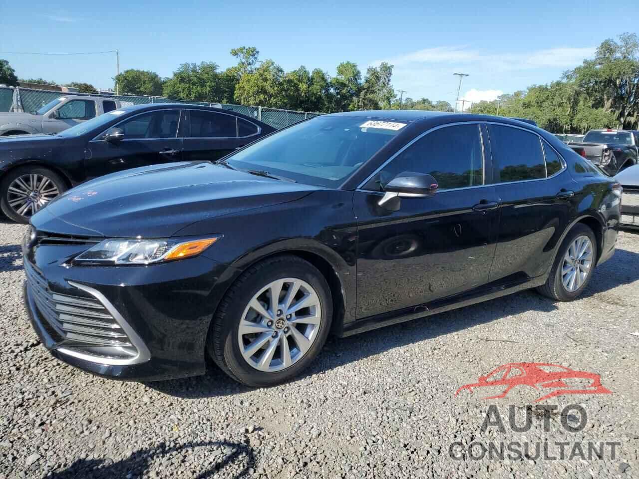 TOYOTA CAMRY 2021 - 4T1C11AK6MU432439