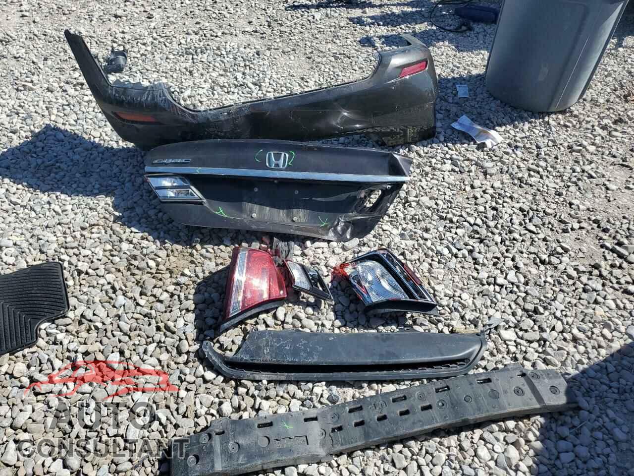 HONDA CIVIC 2014 - 2HGFB2F82EH514059