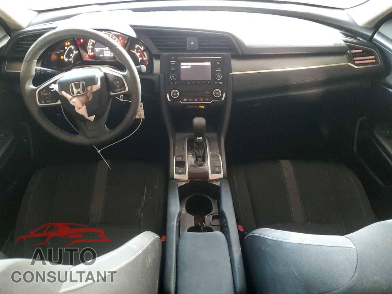 HONDA CIVIC 2018 - 2HGFC2F58JH567748