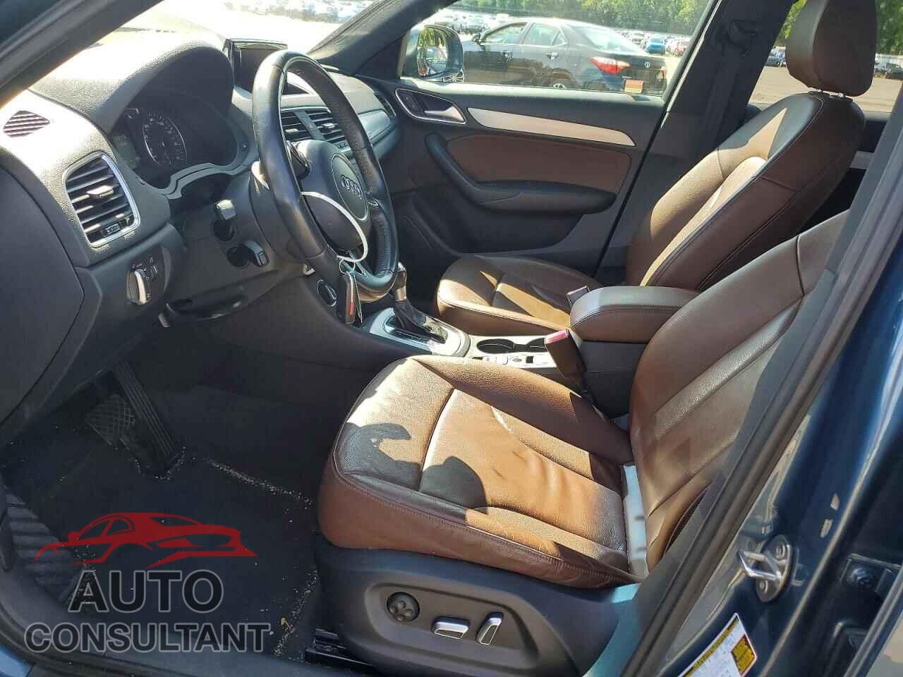 AUDI Q3 2018 - WA1ECCFS1JR025374