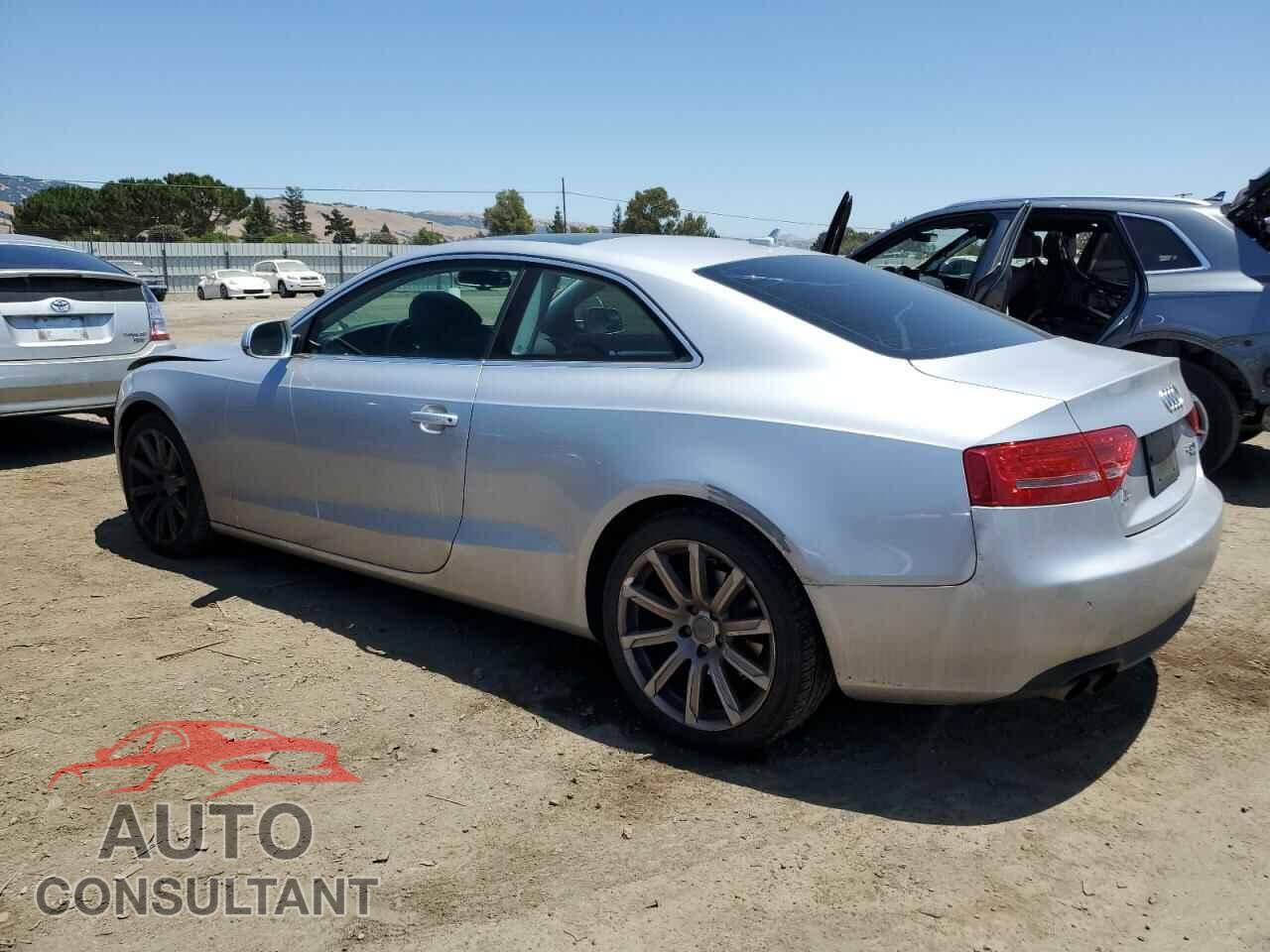 AUDI A5 2011 - WAULFAFR8BA084926