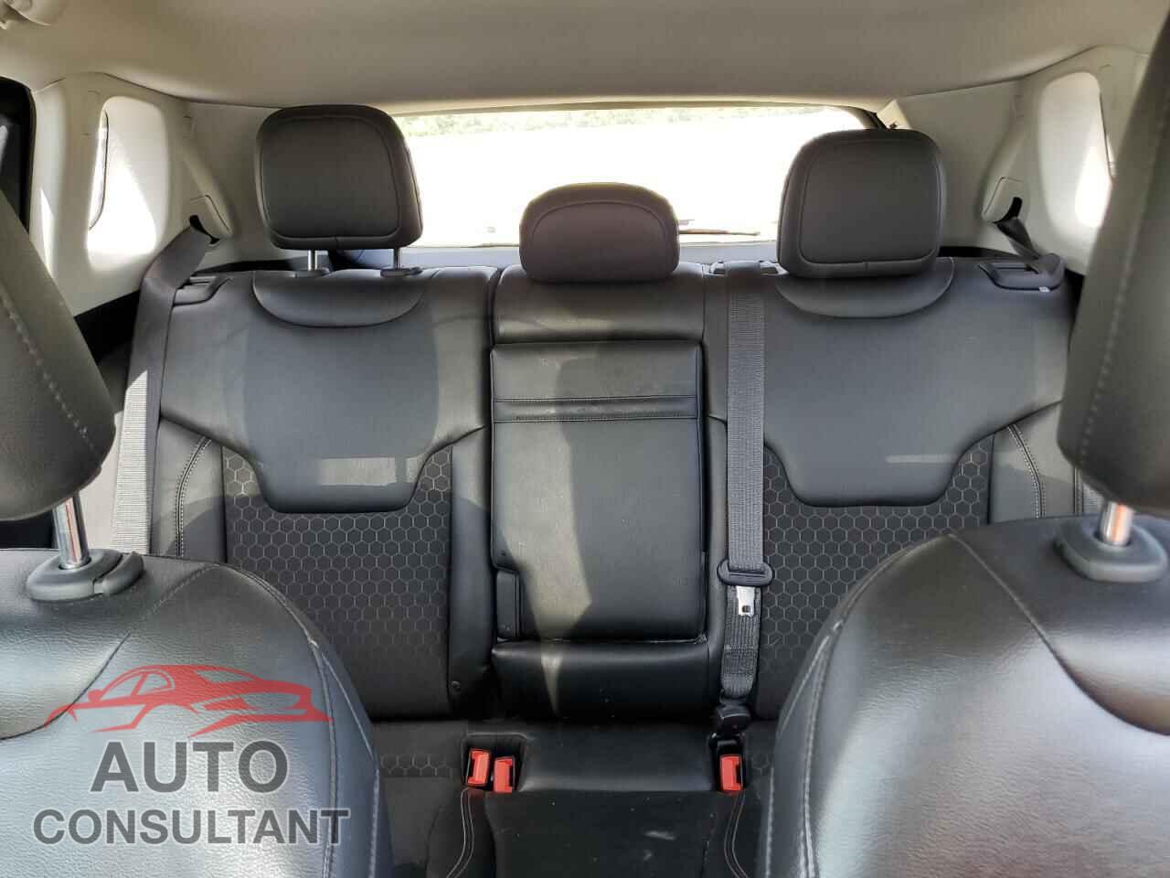 JEEP COMPASS 2018 - 3C4NJCBB5JT309079
