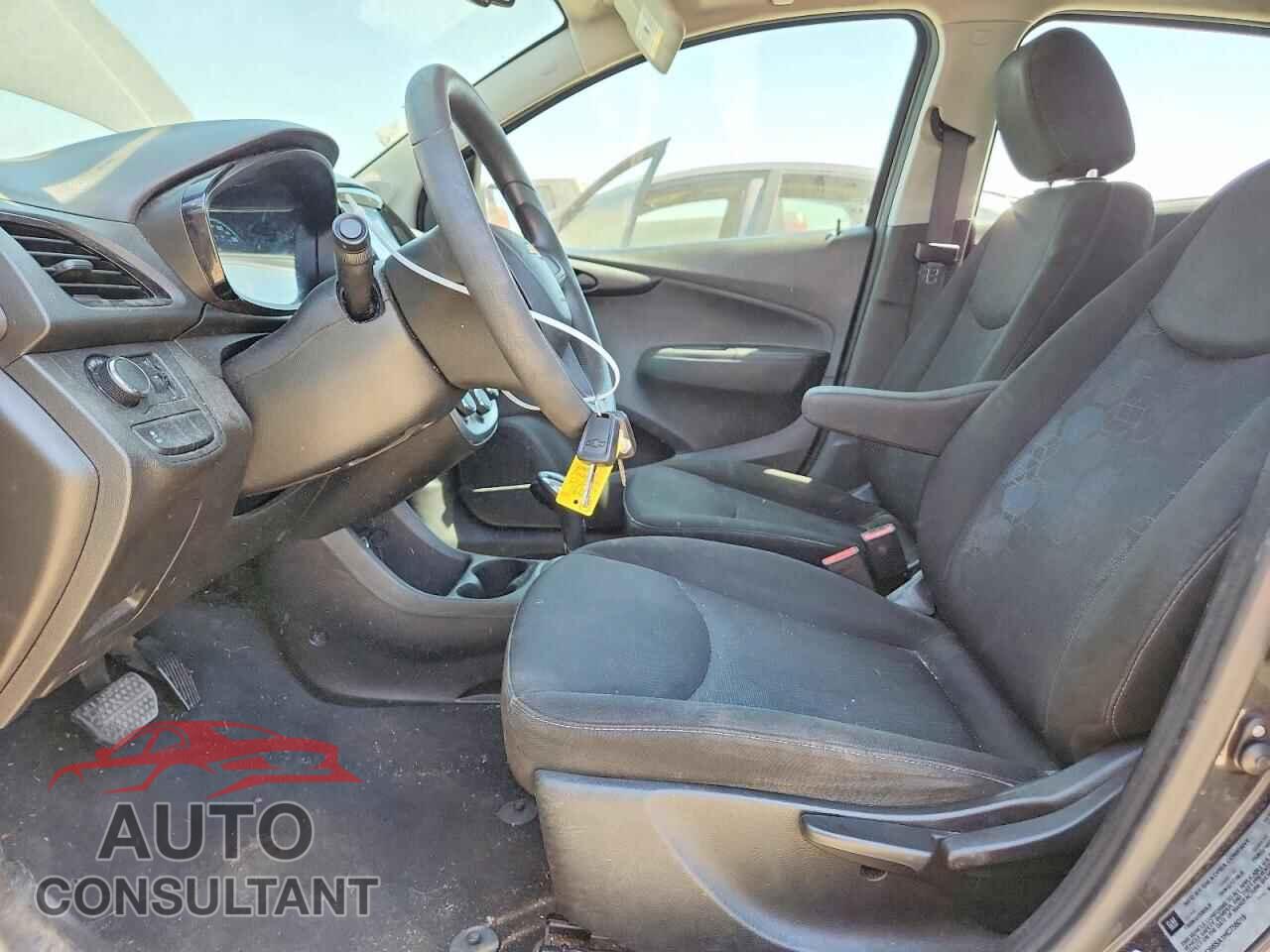 CHEVROLET SPARK 2017 - KL8CB6SA1HC756018