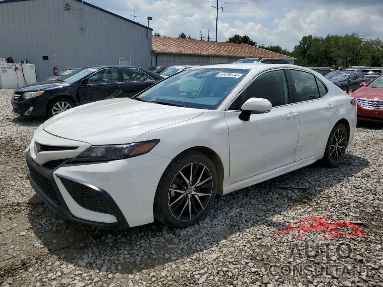 TOYOTA CAMRY 2022 - 4T1G11AK5NU633610
