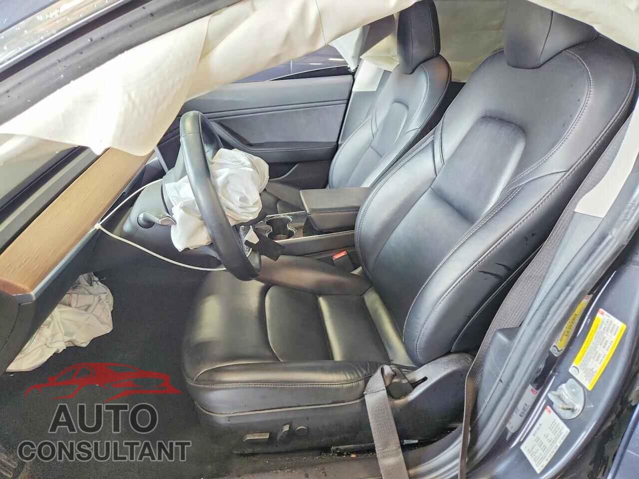 TESLA MODEL 3 2018 - 5YJ3E1EA5JF153286
