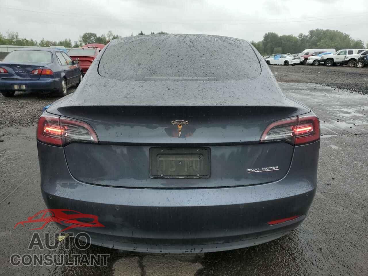 TESLA MODEL 3 2021 - 5YJ3E1EC1MF925983