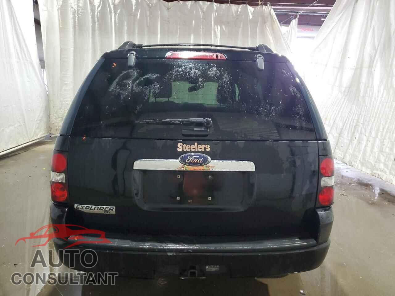 FORD EXPLORER 2009 - 1FMEU63E99UA40535
