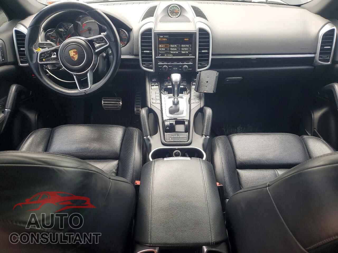 PORSCHE CAYENNE 2015 - WP1AB2A24FLA56510