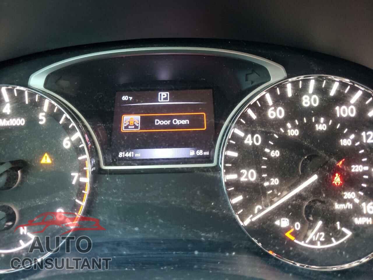 NISSAN PATHFINDER 2017 - 5N1DR2MN0HC910231