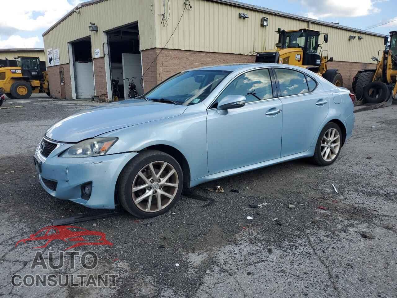 LEXUS IS 2012 - JTHCF5C21C5052832