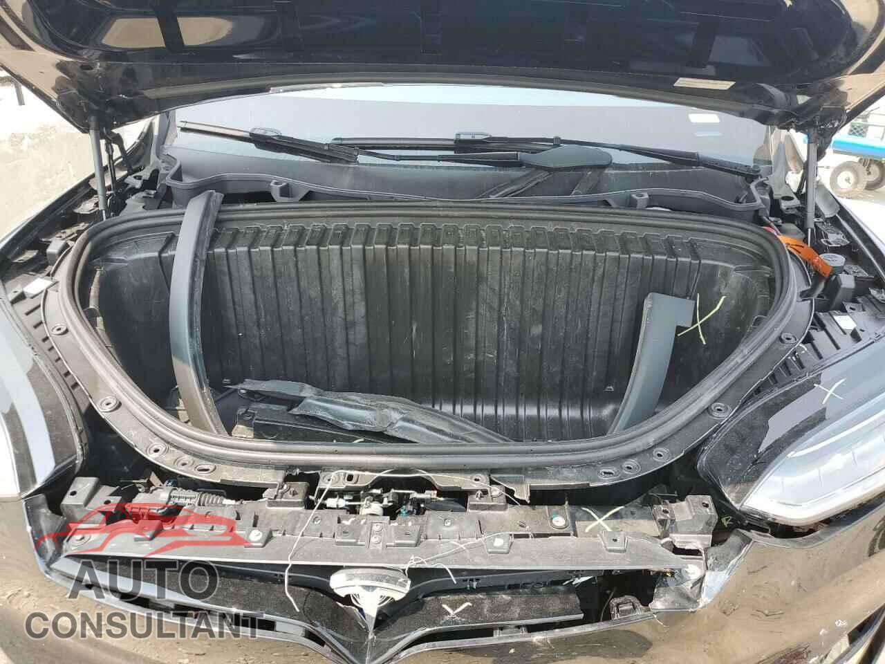 TESLA MODEL X 2023 - 7SAXCAE56PF382811
