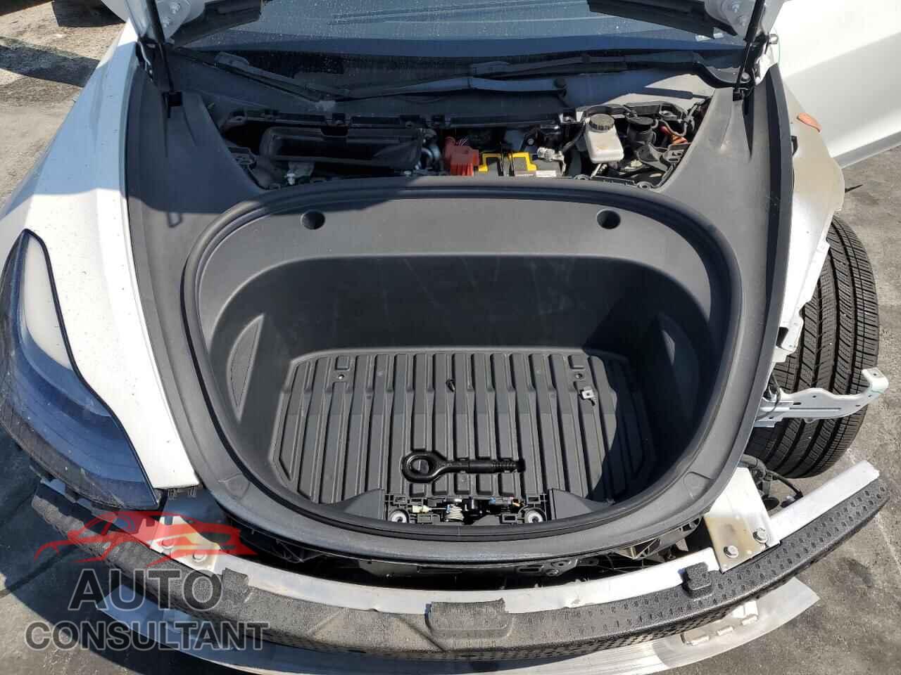 TESLA MODEL 3 2022 - 5YJ3E1EA5NF145503