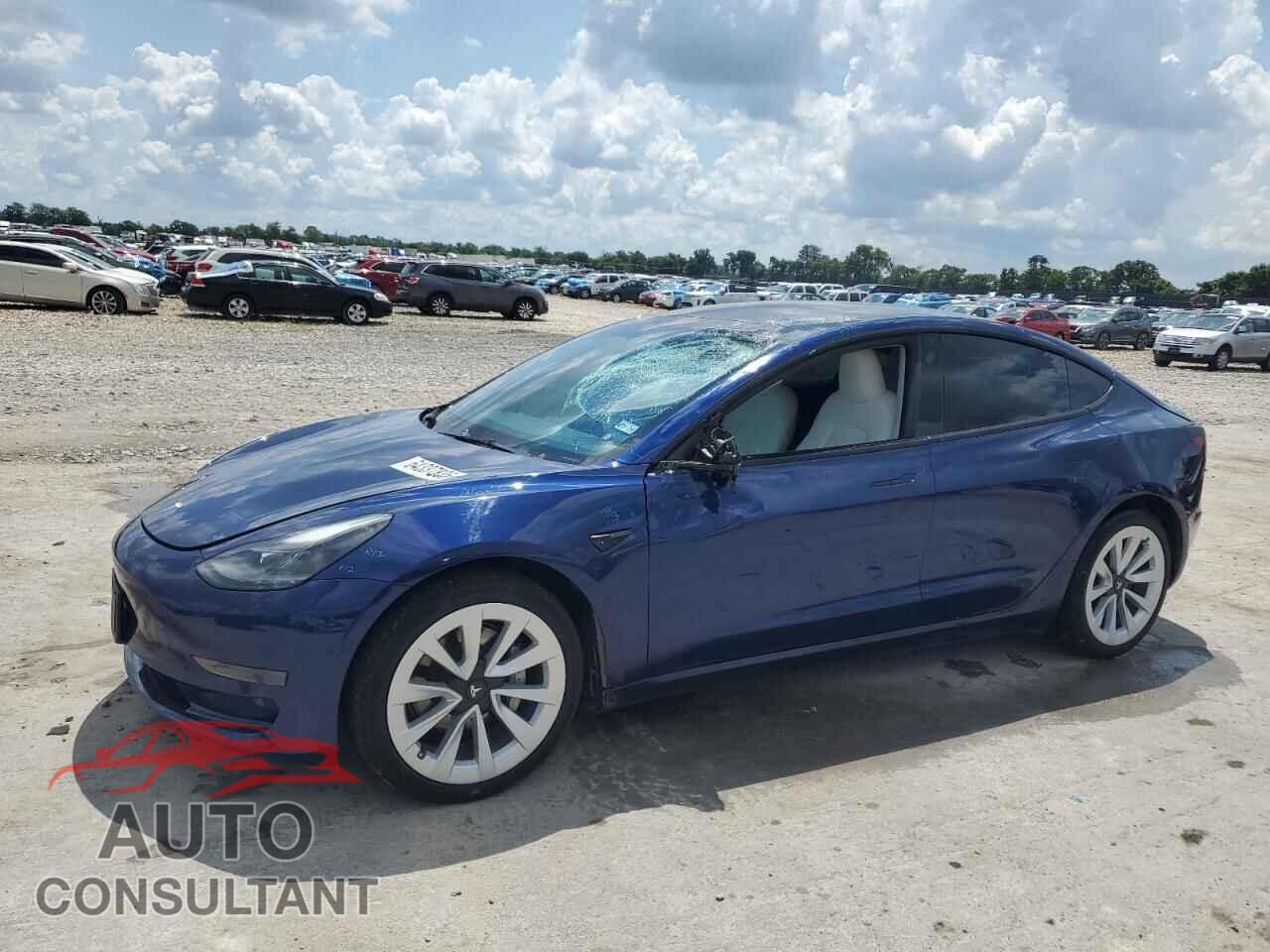 TESLA MODEL 3 2023 - 5YJ3E1EAXPF494918