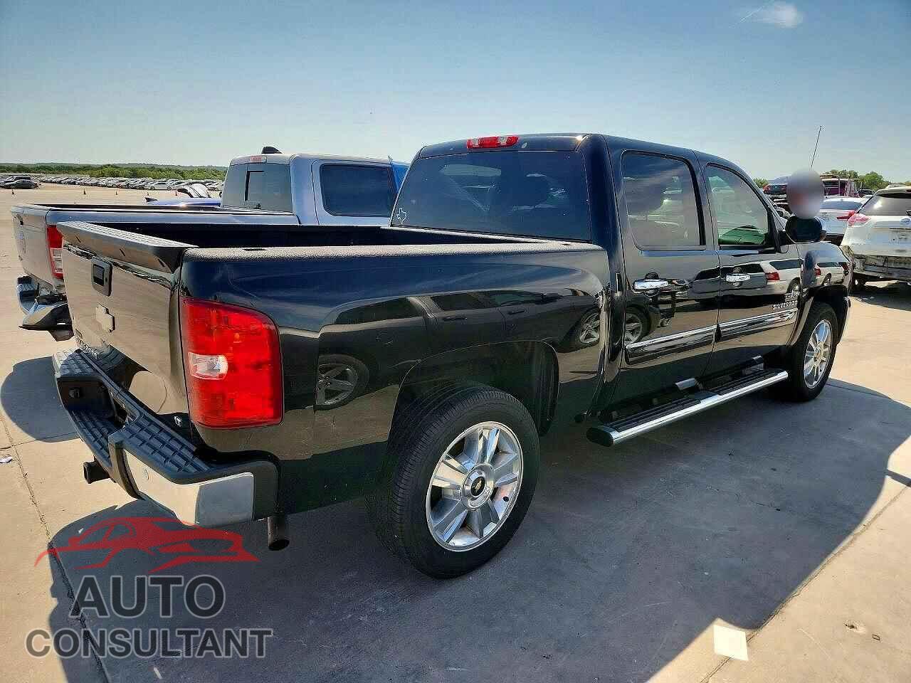 CHEVROLET SILVERADO 2013 - 3GCPCSE06DG183724