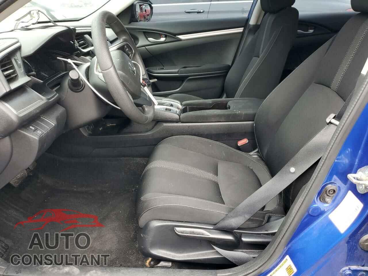 HONDA CIVIC 2018 - 2HGFC2F57JH577378