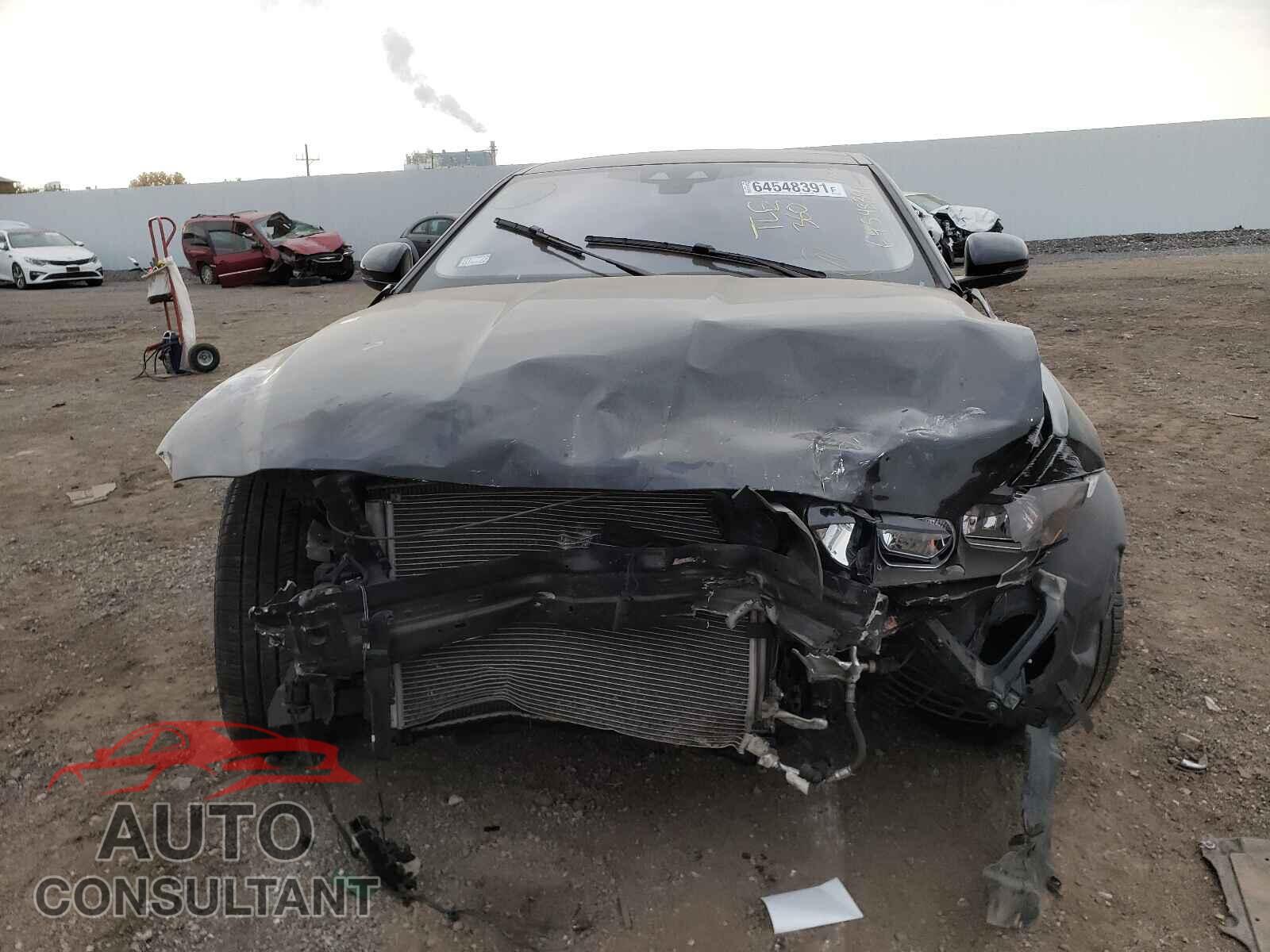 JAGUAR XE 2017 - SAJAJ4BV6HA969908