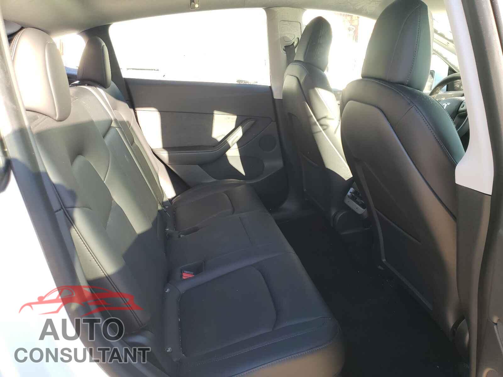 TESLA MODEL Y 2021 - 5YJYGDED7MF107605