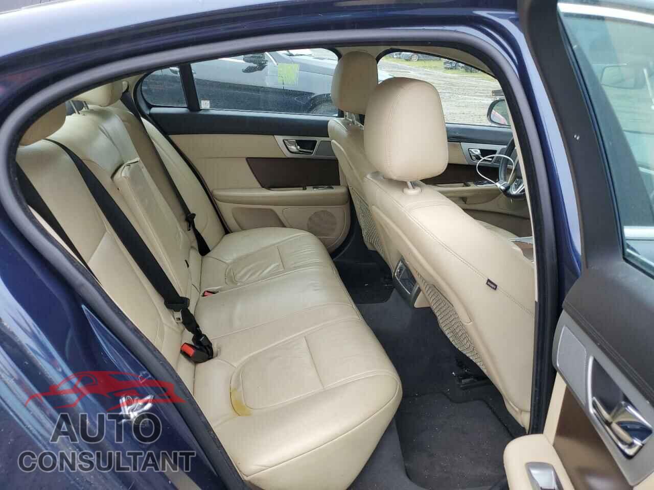JAGUAR XF 2013 - SAJWJ0EF5D8S87932
