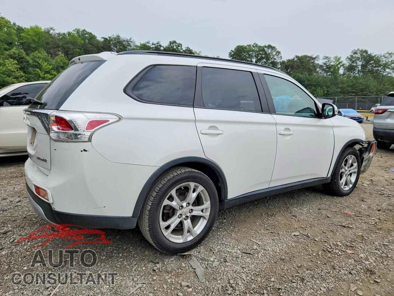 MITSUBISHI OUTLANDER 2015 - JA4AD3A35FZ007771