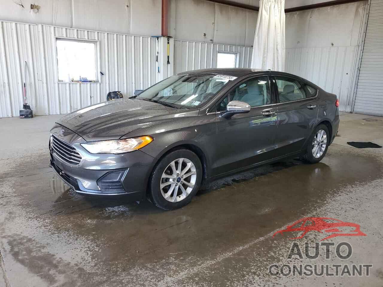 FORD FUSION 2020 - 3FA6P0HD8LR159582