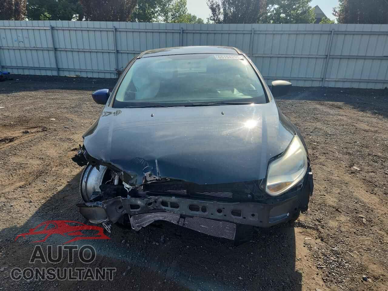 FORD FOCUS 2014 - 1FADP3F22EL359059