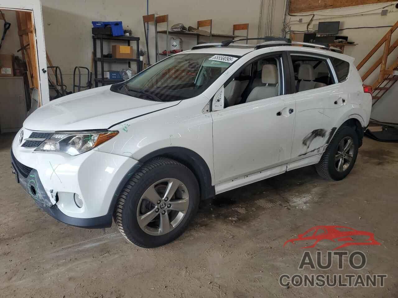 TOYOTA RAV4 2015 - JTMRFREV1FJ042467