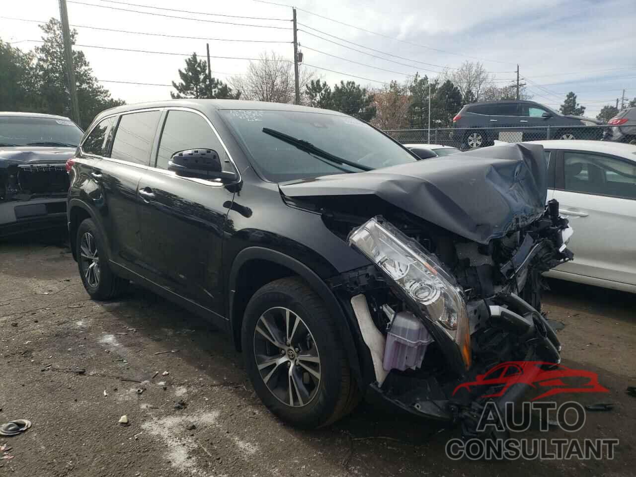 TOYOTA HIGHLANDER 2019 - 5TDBZRFH5KS746069