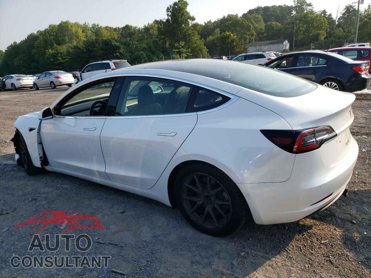 TESLA MODEL 3 2018 - 5YJ3E1EB2JF055082