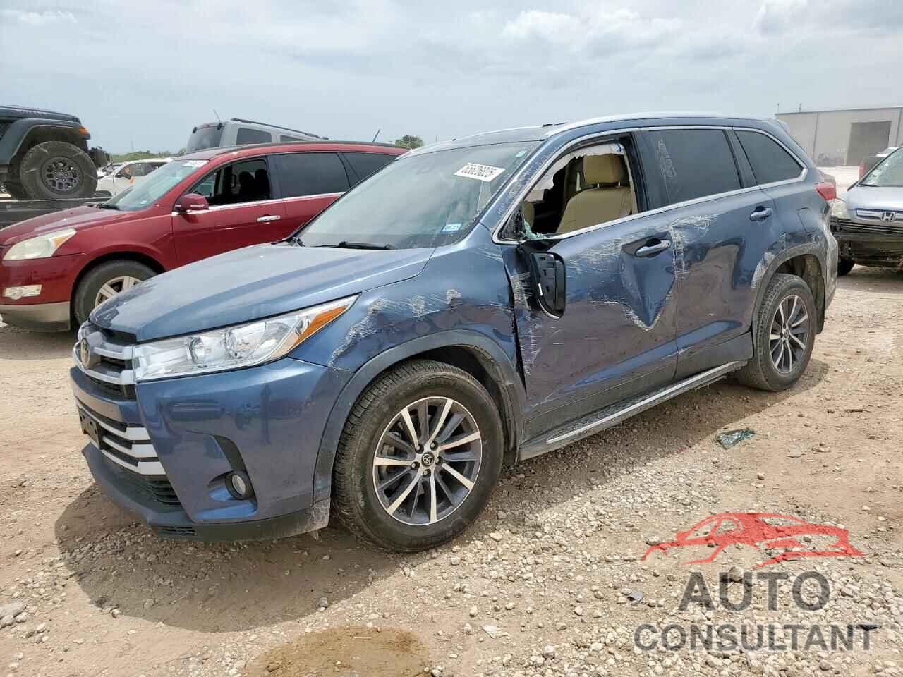 TOYOTA HIGHLANDER 2019 - 5TDKZRFH9KS320448