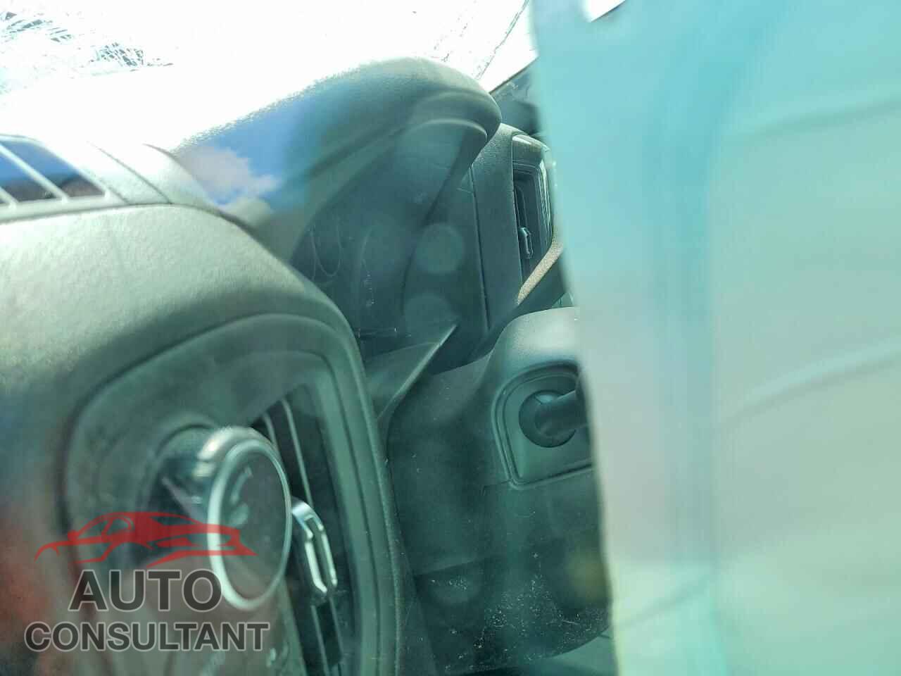 CHEVROLET SILVERADO 2021 - 1GCPYCEF9MZ235438