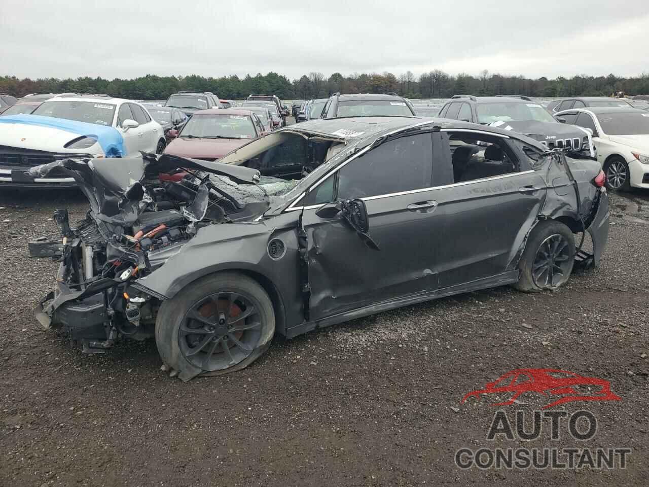 FORD FUSION 2019 - 3FA6P0SU8KR192296