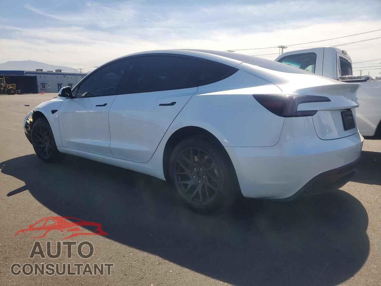 TESLA MODEL 3 2025 - 5YJ3E1EA8SF048310
