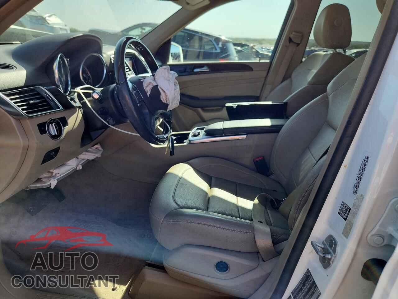 MERCEDES-BENZ M-CLASS 2015 - 4JGDA5JB3FA509686
