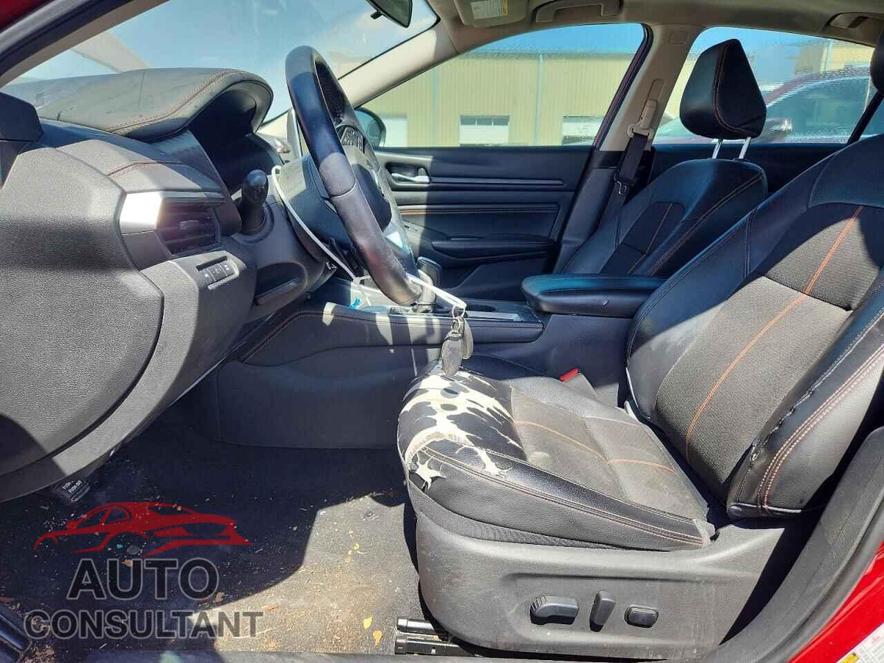 NISSAN ALTIMA 2019 - 1N4BL4CV1KC190977