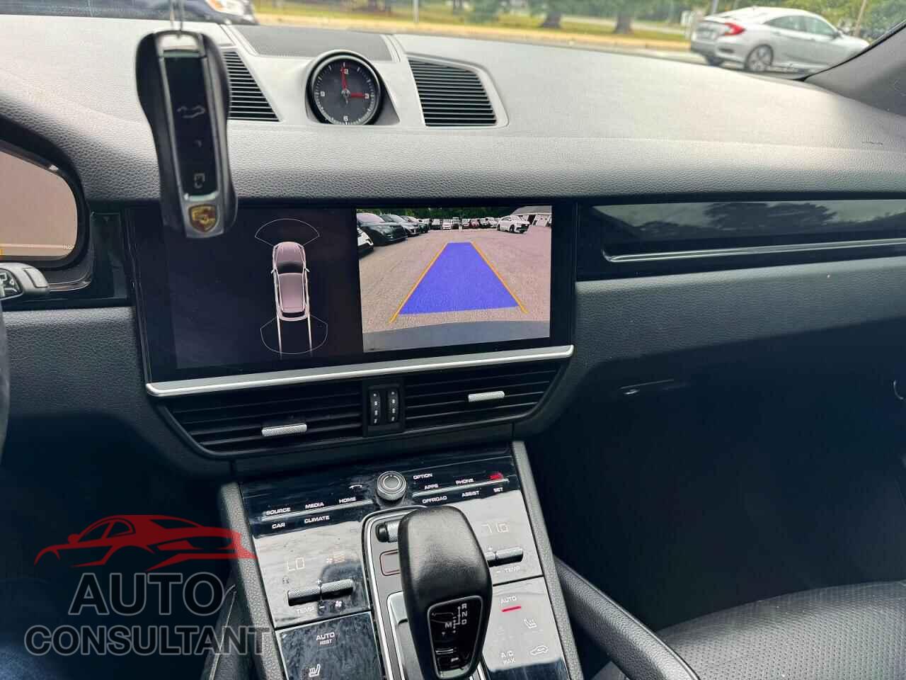 PORSCHE CAYENNE 2019 - WP1AA2AY9KDA09016