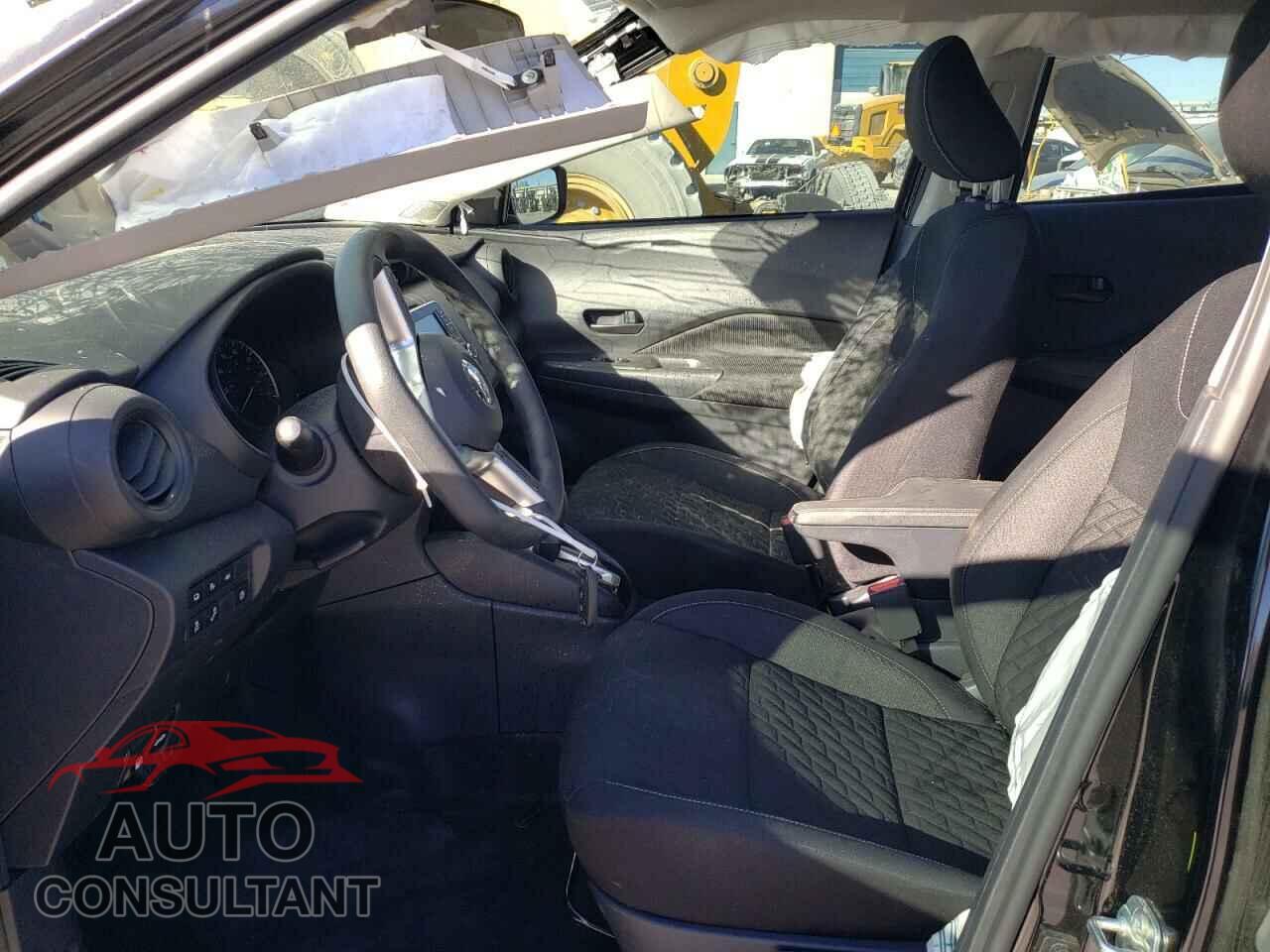 NISSAN KICKS 2021 - 3N1CP5BVXML529143