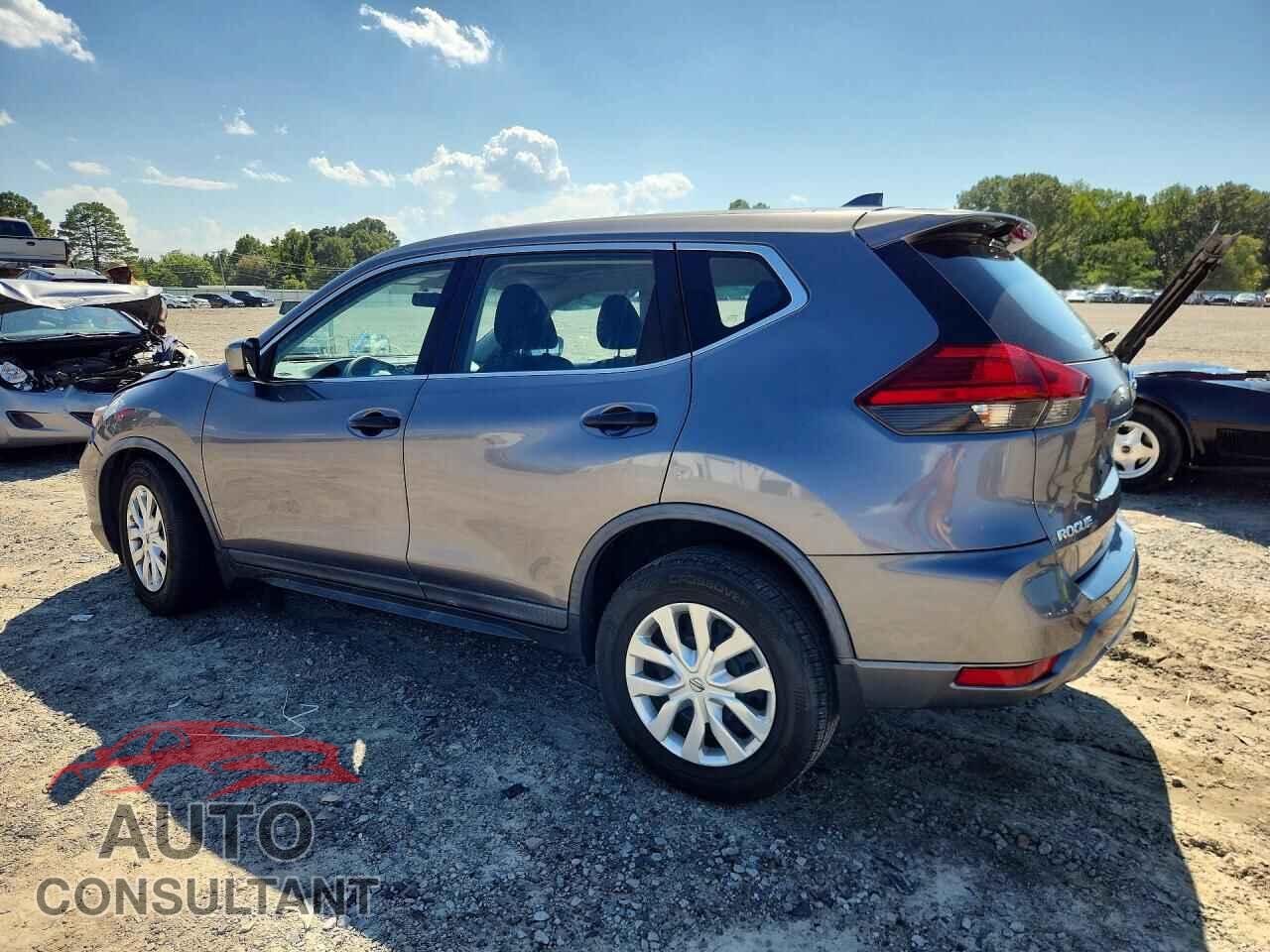 NISSAN ROGUE 2017 - KNMAT2MT4HP609154
