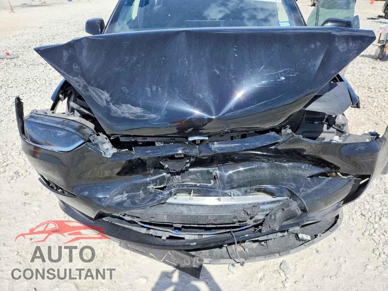TESLA MODEL X 2023 - 7SAXCDE5XPF410160