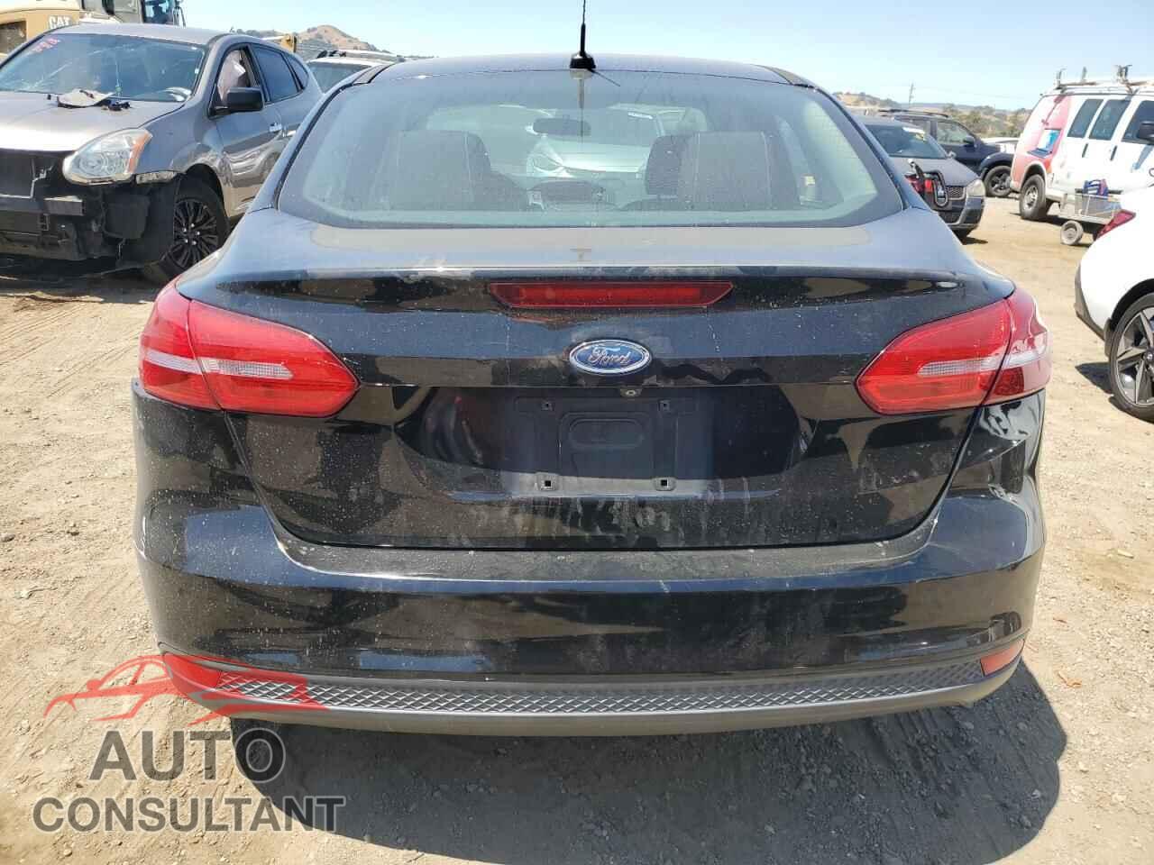FORD FOCUS 2016 - 1FADP3E26GL230441