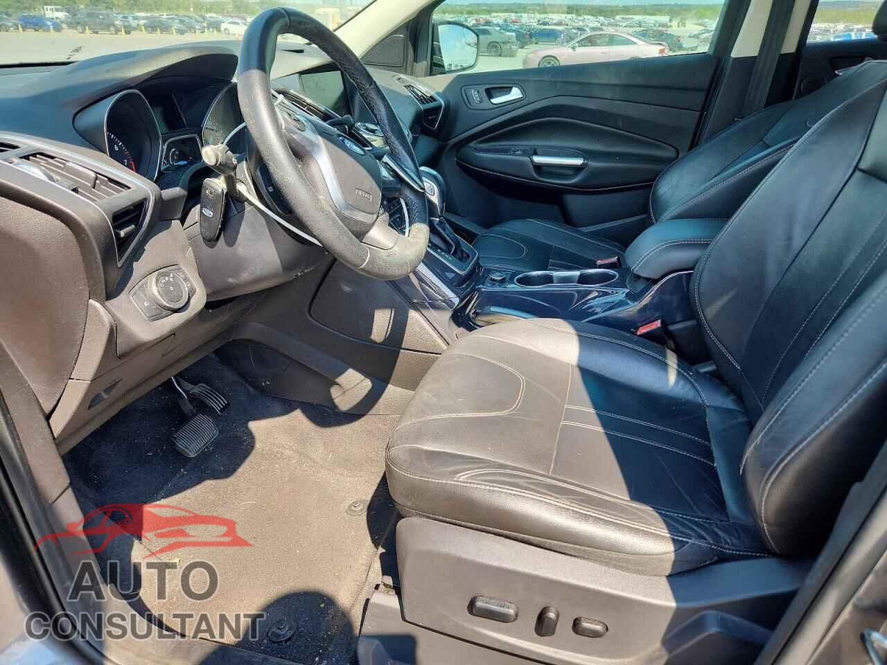 FORD ESCAPE 2013 - 1FMCU0J98DUB07919